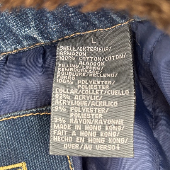 Vintage Liz Claiborne Jeans Denim Jacket with Faux Fur Collar - Picture 3 of 7